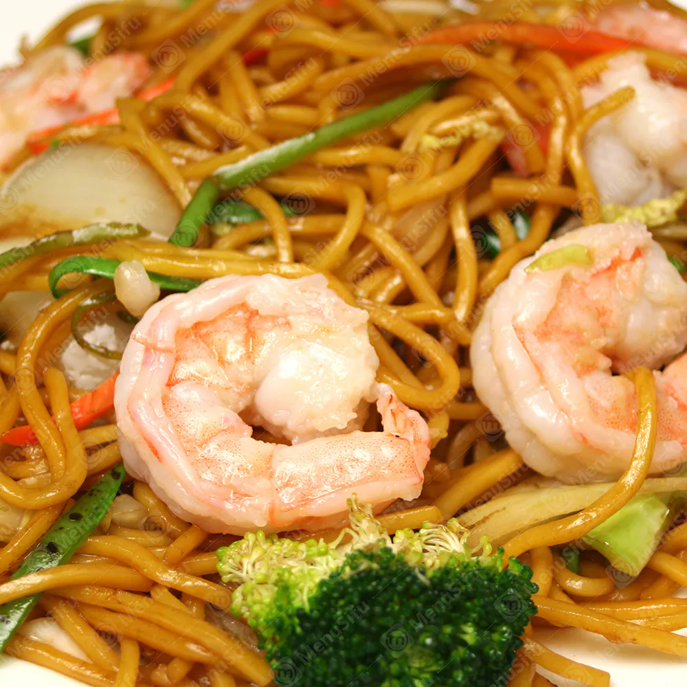 Shrimp lo mein with broccoli at Peking Restaurant, a Chinese Restaurant in Centralia